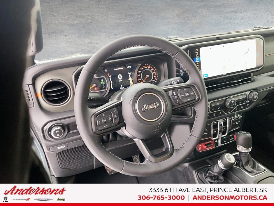 2026 Jeep Gladiator MOJAVE X Fox Performance Suspension / Rock Rails