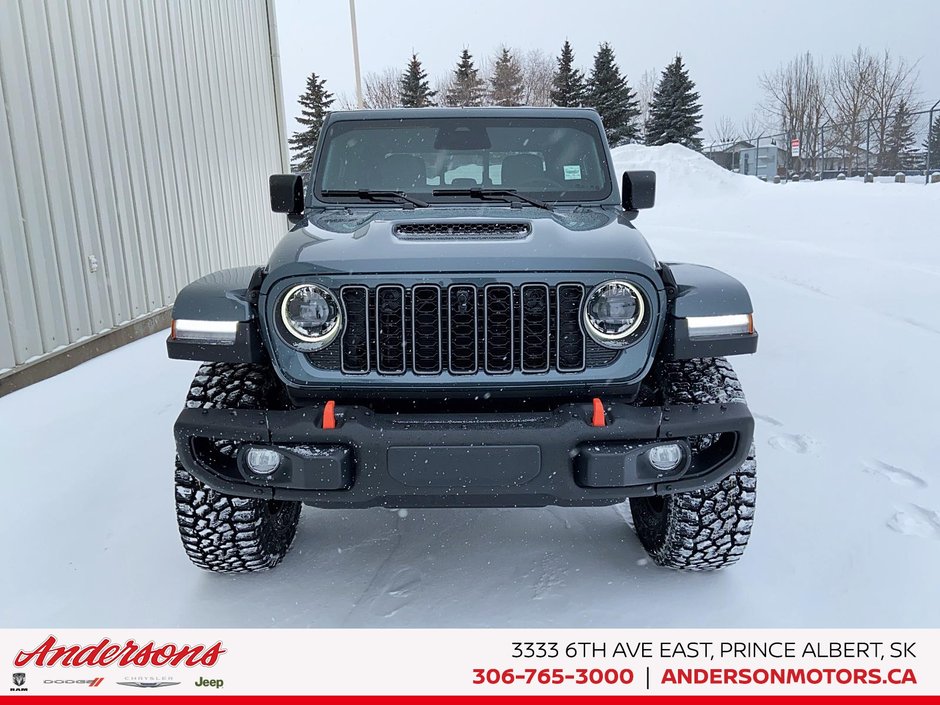 2026 Jeep Gladiator MOJAVE X Fox Performance Suspension / Rock Rails
