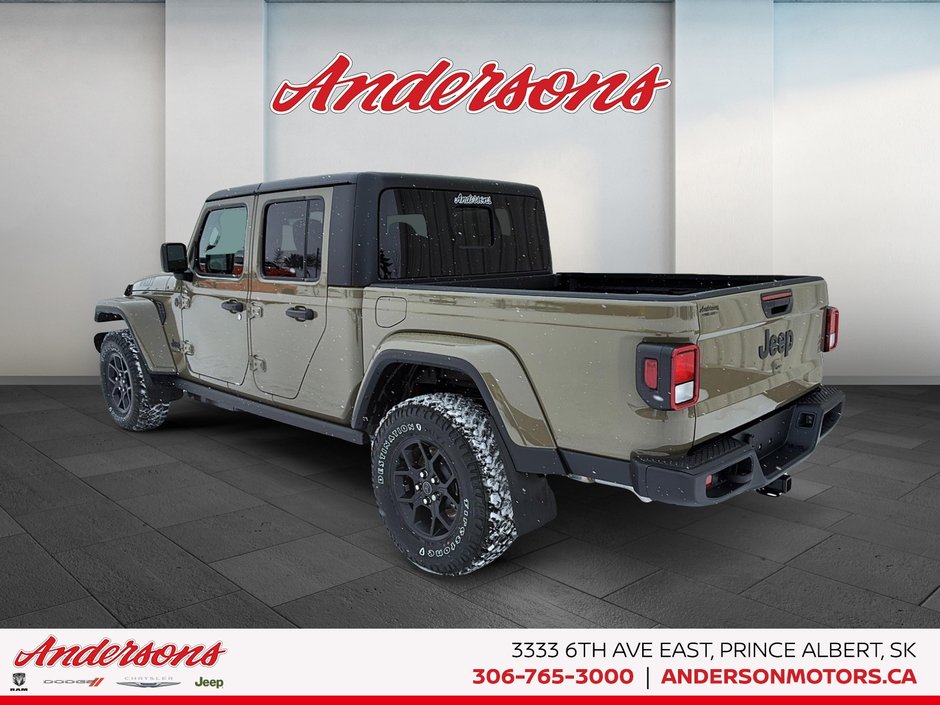 2026 Jeep Gladiator WILLYS Alpine Stereo / Proximity Key / Off-Road Plus Mode