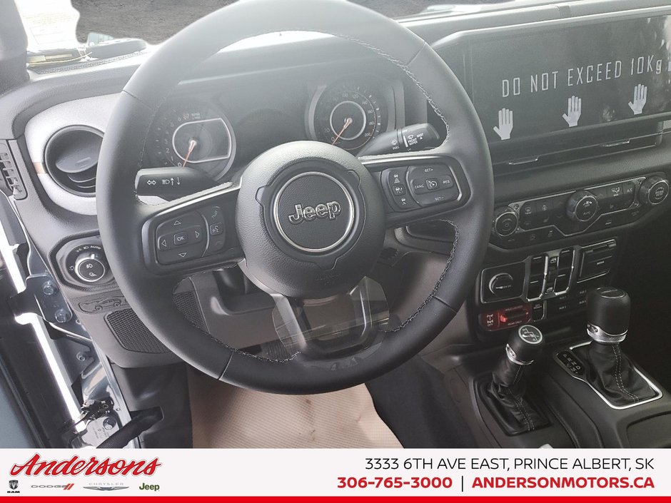 2026 Jeep Gladiator WILLYS Proximity Key / Off-Road Plus Mode