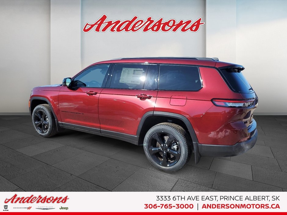 2025 Jeep Grand Cherokee L LIMITED Seats 7 / Black Appearance / Sunroof / Alpine Stereo