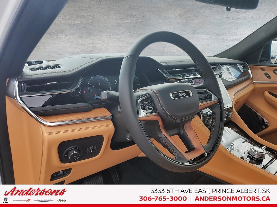 2025 Jeep Grand Cherokee L SUMMIT RESERVE