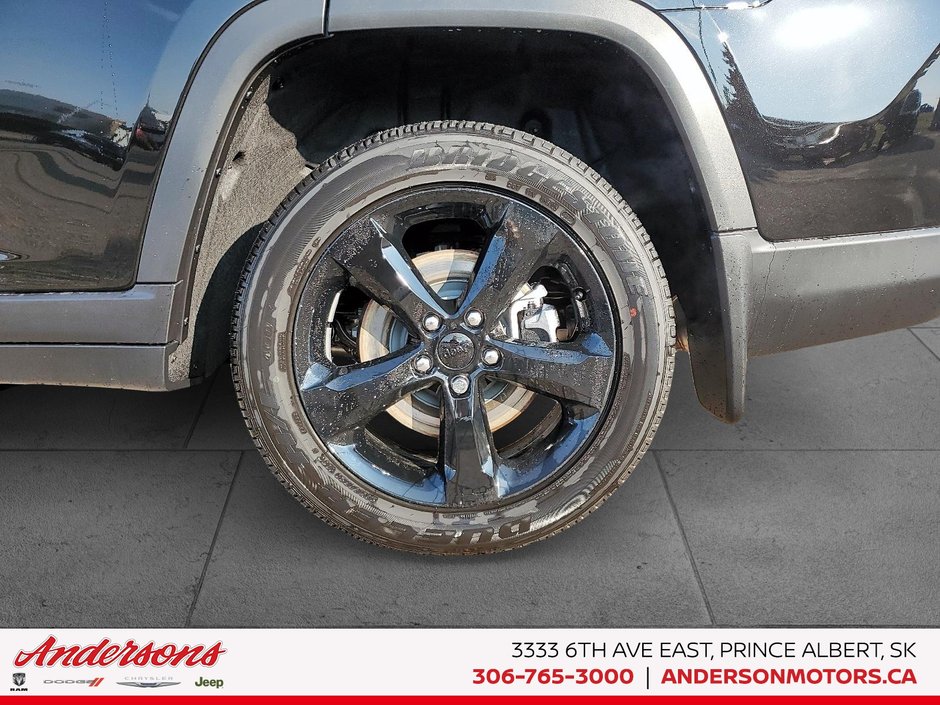 2025 Jeep Grand Cherokee L ALTITUDE Altitude Package / Trailer Tow / Wireless Charging