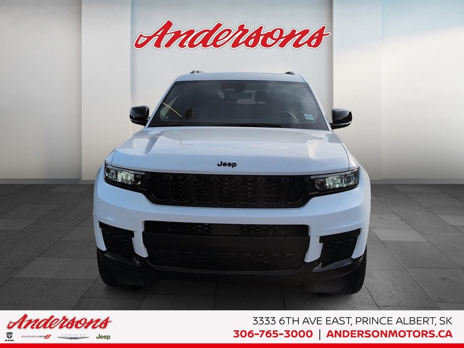 2025 Jeep Grand Cherokee L ALTITUDE Altitude Package / Trailer Tow / Heated Seats & Steering