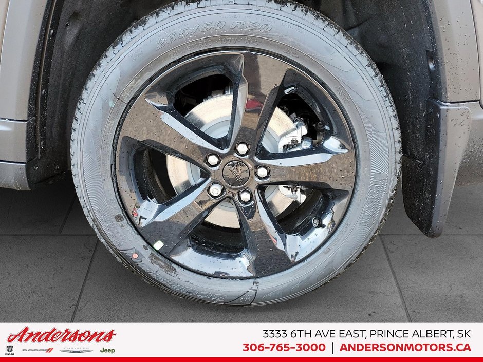 2026 Jeep Grand Cherokee L LIMITED 2.0L Turbo / Panoramic Roof / Tow Package