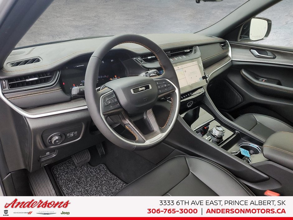 2026 Jeep Grand Cherokee L 85TH ANNIVERSARY Off Road Ready / High Performance Audio / ParkSense