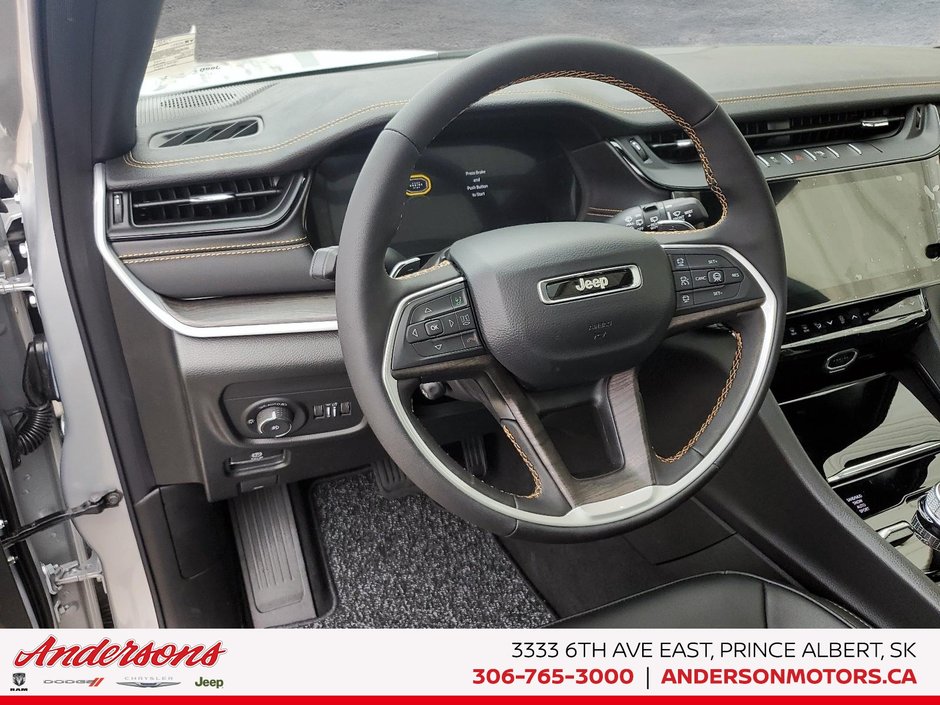 2026 Jeep Grand Cherokee L 85TH ANNIVERSARY Off Road Ready / High Performance Audio / ParkSense