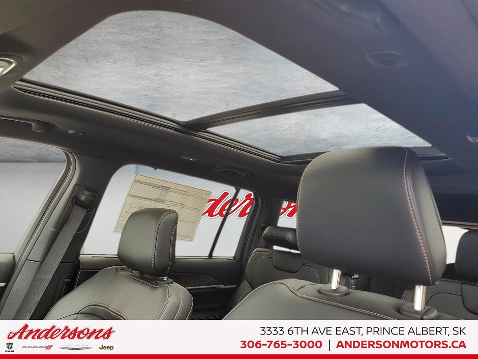 2026 Jeep Grand Cherokee L 85TH ANNIVERSARY Off Road Ready / High Performance Audio / ParkSense