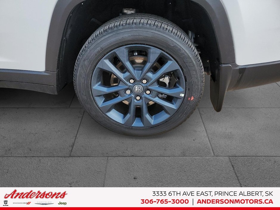 2026 Jeep Grand Cherokee L 85TH ANNIVERSARY Off Road Ready / High Performance Audio / ParkSense