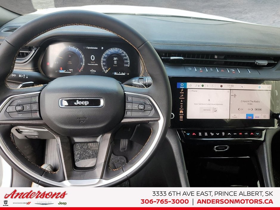 2026 Jeep Grand Cherokee L 85TH ANNIVERSARY Off Road Ready / High Performance Audio / ParkSense