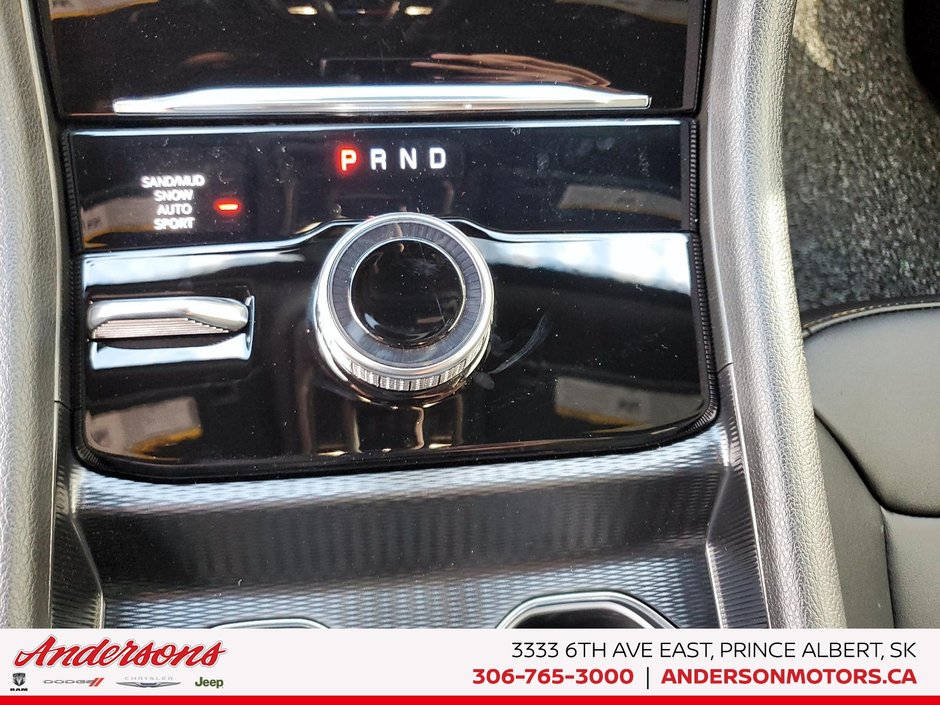2026 Jeep Grand Cherokee L 85TH ANNIVERSARY Off Road Ready / High Performance Audio / ParkSense