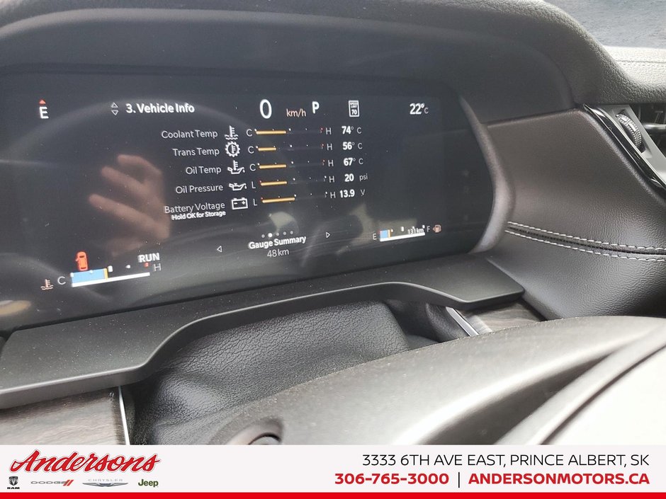 2026 Jeep Grand Cherokee L ALTITUDE Three Rows / Wireless Charging / ParkSense