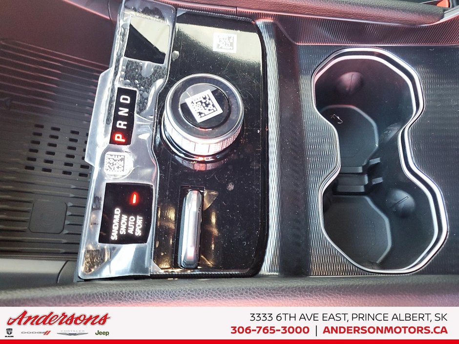 2026 Jeep Grand Cherokee L 85TH ANNIVERSARY Off Road Ready / High Performance Audio / ParkSense