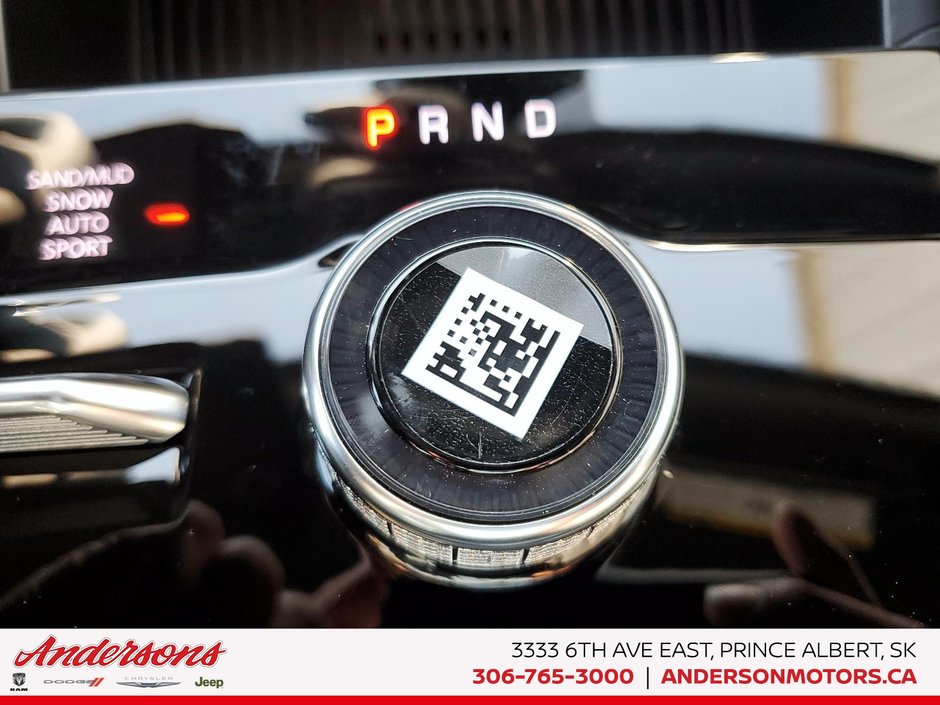 2026 Jeep Grand Cherokee L 85TH ANNIVERSARY Off Road Ready / High Performance Audio / ParkSense