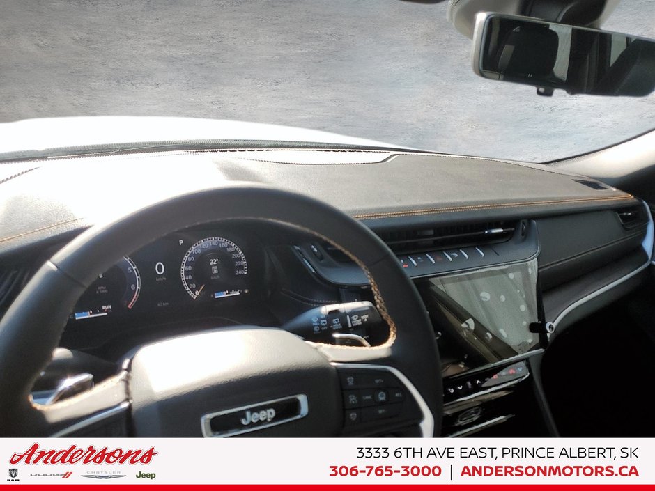 2026 Jeep Grand Cherokee L 85TH ANNIVERSARY Off Road Ready / High Performance Audio / ParkSense