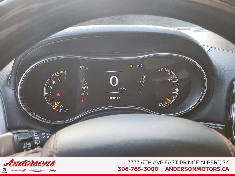 2020 Jeep Grand Cherokee Summit Laguna Leather / 20-In. Platinum Wheels / Adaptive Cruise Control