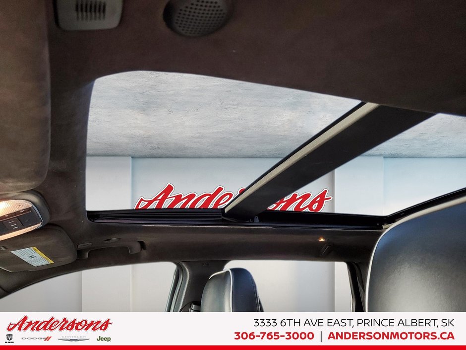 2020 Jeep Grand Cherokee Summit Laguna Leather / 20-In. Platinum Wheels / Adaptive Cruise Control