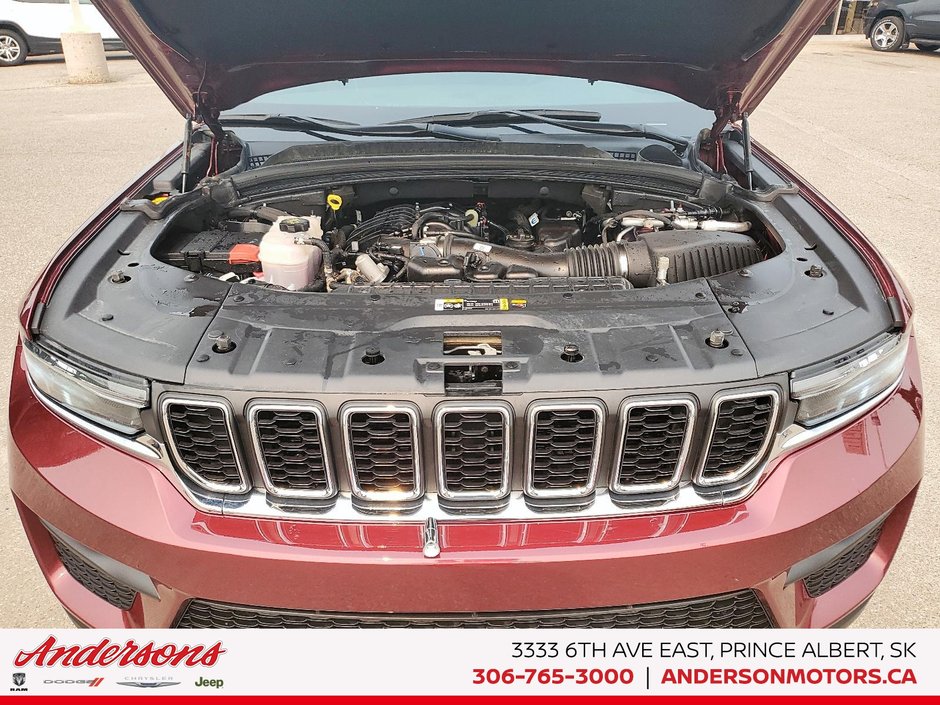 2023 Jeep Grand Cherokee Laredo
