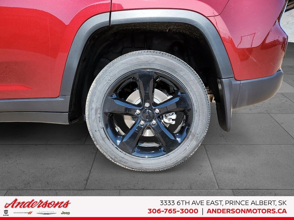 2025 Jeep Grand Cherokee LAREDO ALTITUDE