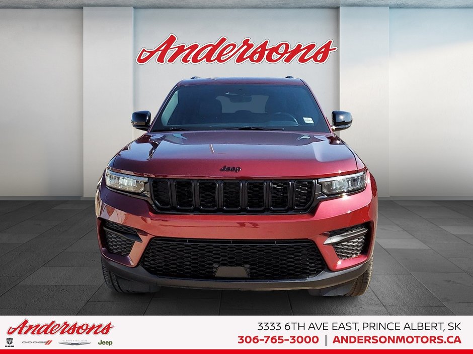 2025 Jeep Grand Cherokee LAREDO ALTITUDE