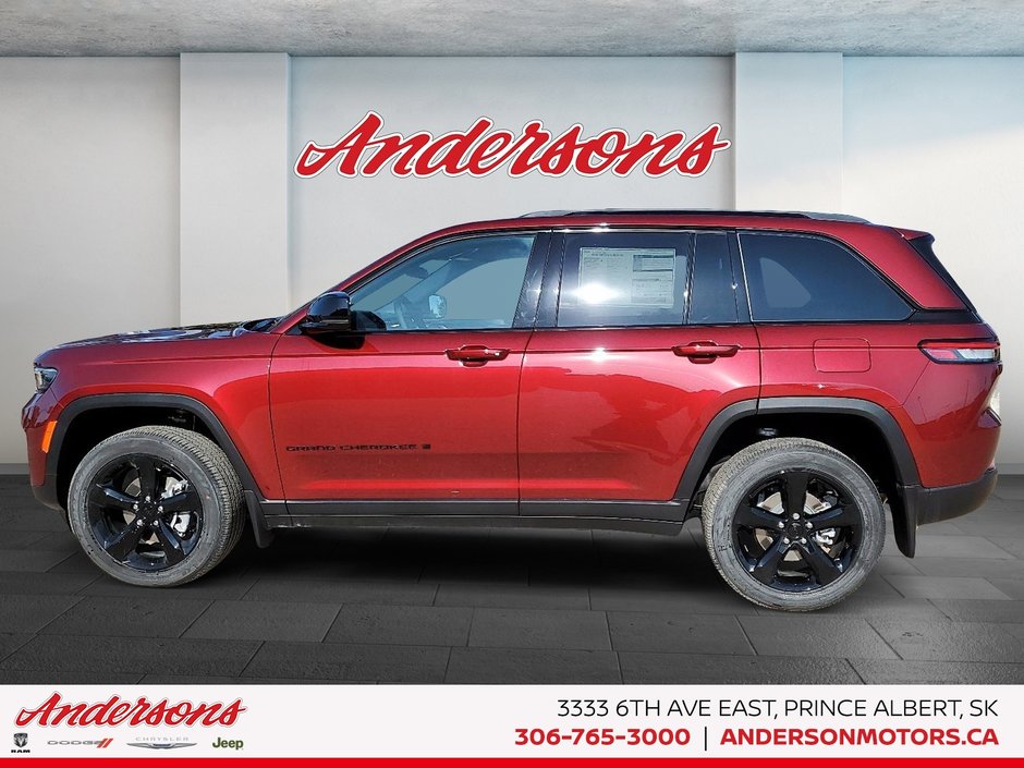 2025 Jeep Grand Cherokee LAREDO ALTITUDE