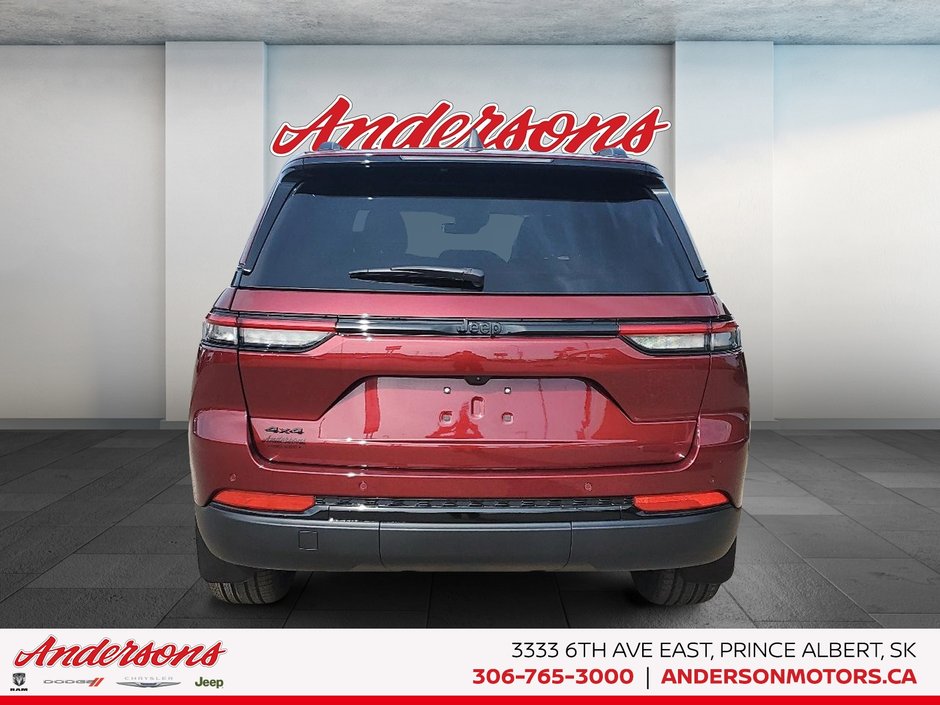 2025 Jeep Grand Cherokee LAREDO ALTITUDE
