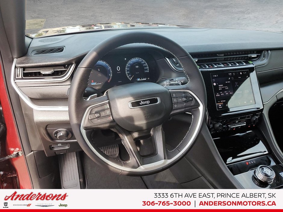 2025 Jeep Grand Cherokee LAREDO ALTITUDE