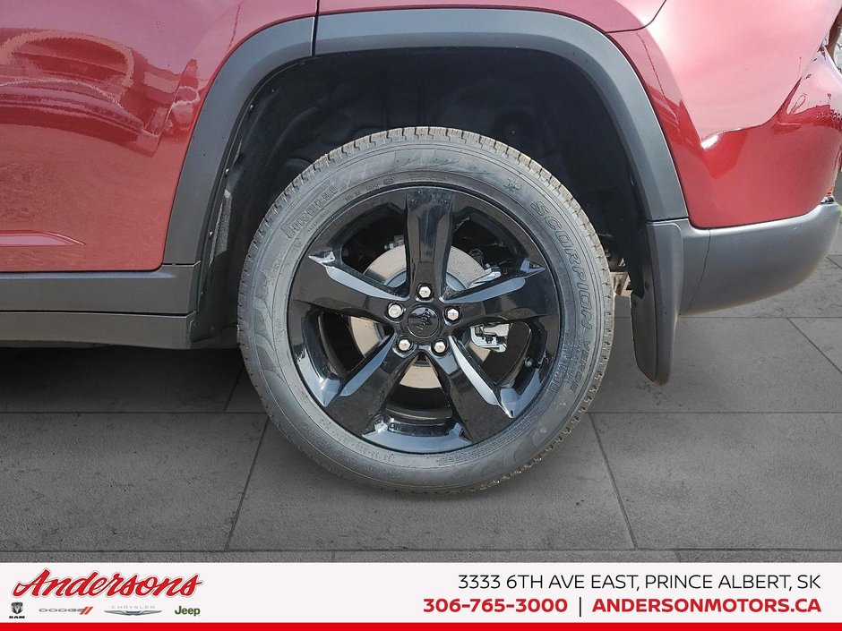 2025 Jeep Grand Cherokee LAREDO ALTITUDE