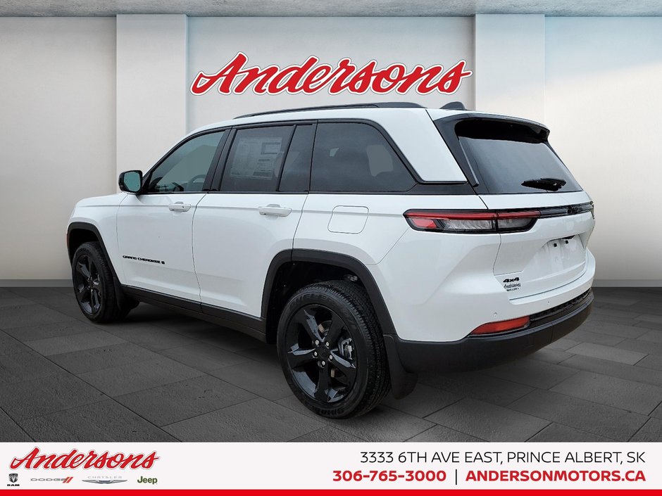 2025 Jeep Grand Cherokee LAREDO ALTITUDE