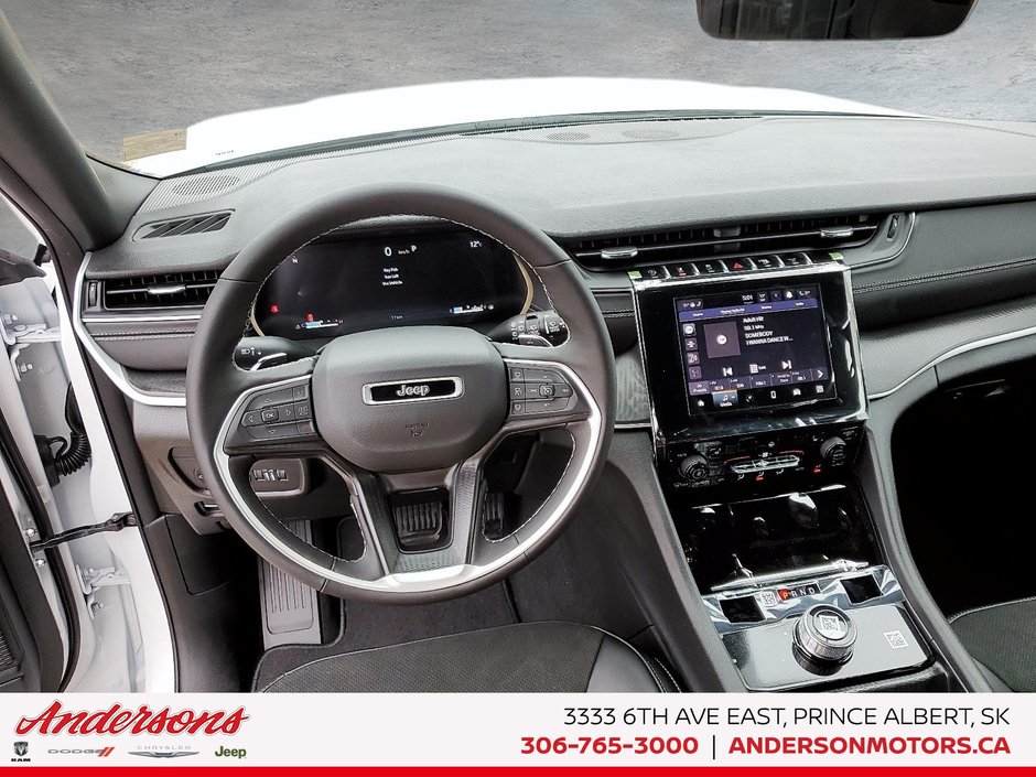 2025 Jeep Grand Cherokee LAREDO ALTITUDE