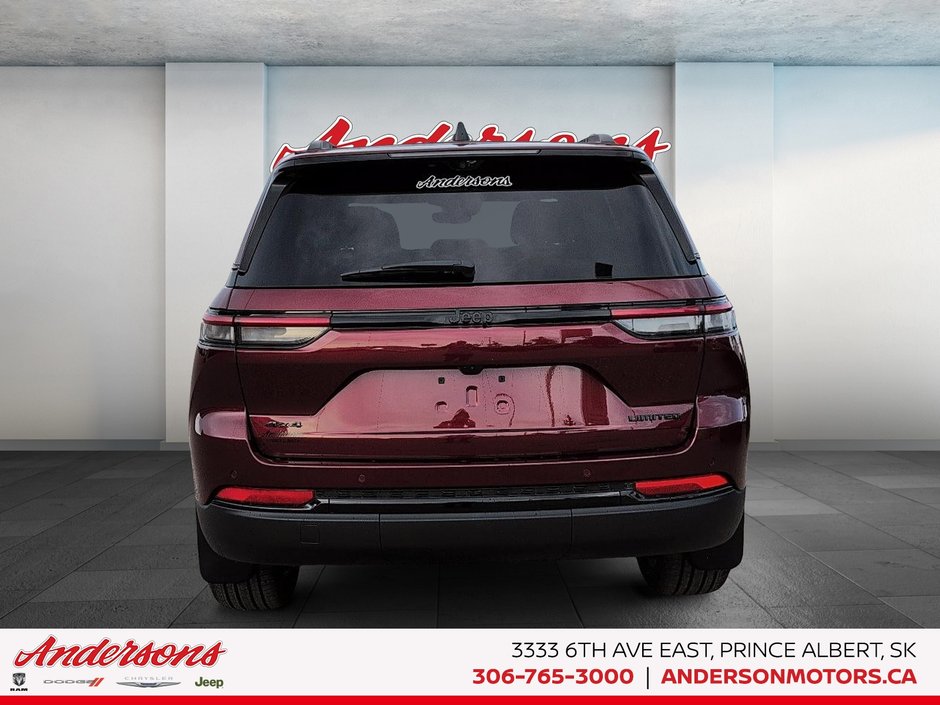 2025 Jeep Grand Cherokee LIMITED Luxury Tech Group / Black Appearance Pkg / Panoramic Sunroof