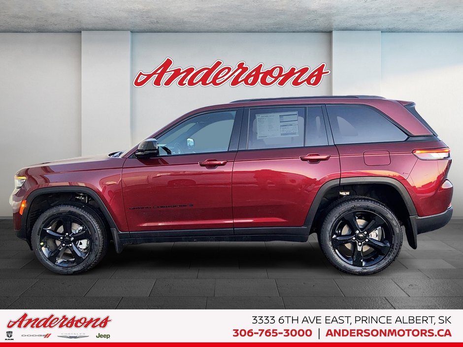 2025 Jeep Grand Cherokee LIMITED Black Appearance / Panoramic Sunroof / Heated Seats