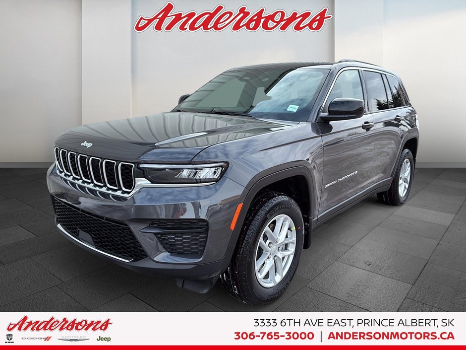 2026 Jeep Grand Cherokee LAREDO X Power Sunroof / Trailer Tow Package