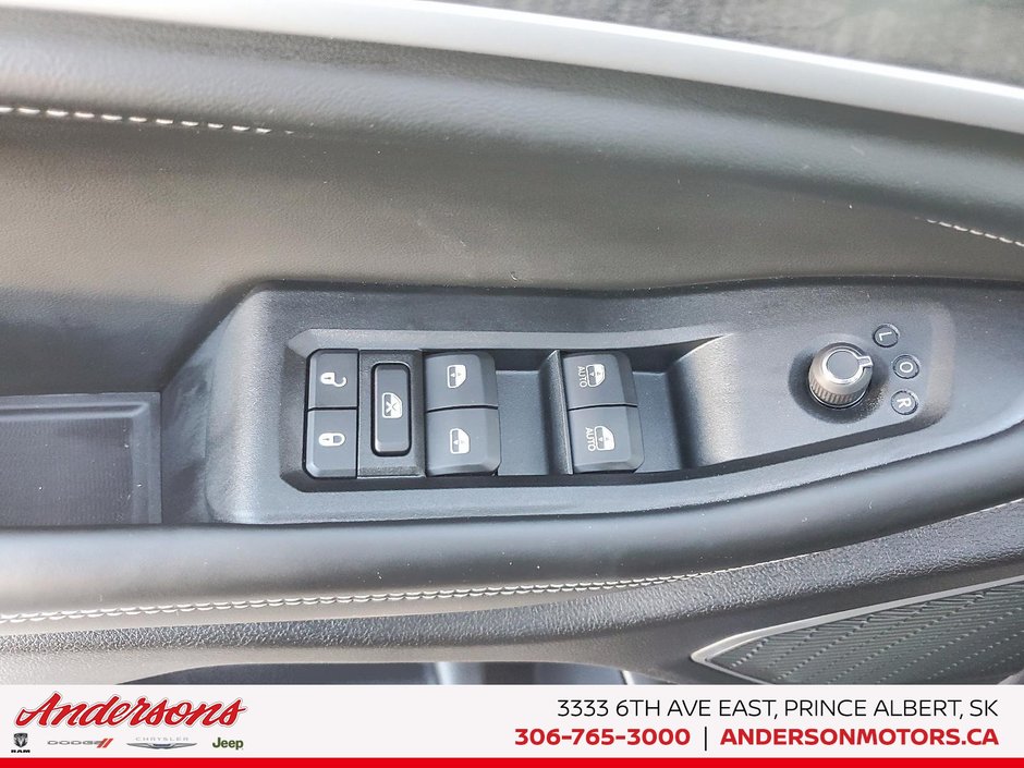 2026 Jeep Grand Cherokee LIMITED RESERVE 2.0L Turbo / Ventilated Front Seats / Panoramic Sunroof