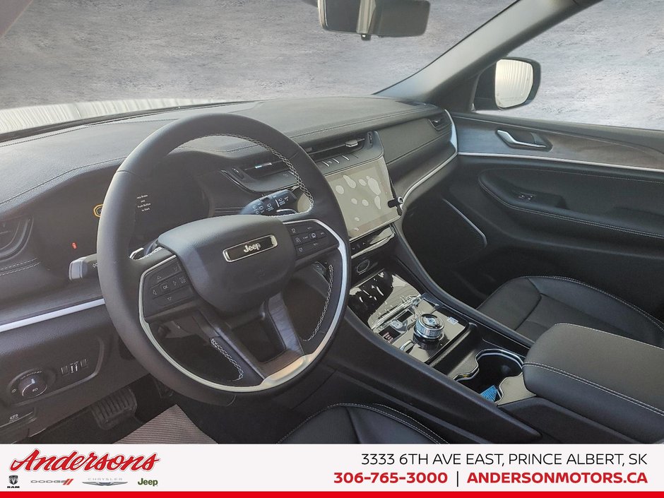 2026 Jeep Grand Cherokee LIMITED RESERVE 2.0L Turbo / Ventilated Front Seats / Panoramic Sunroof