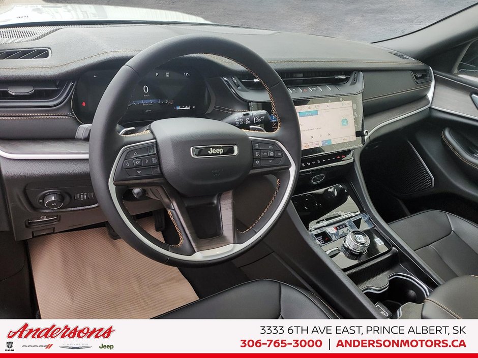 2026 Jeep Grand Cherokee 85TH ANNIVERSARY 2.0L Turbo / 85th Anniversary / Panoramic Roof