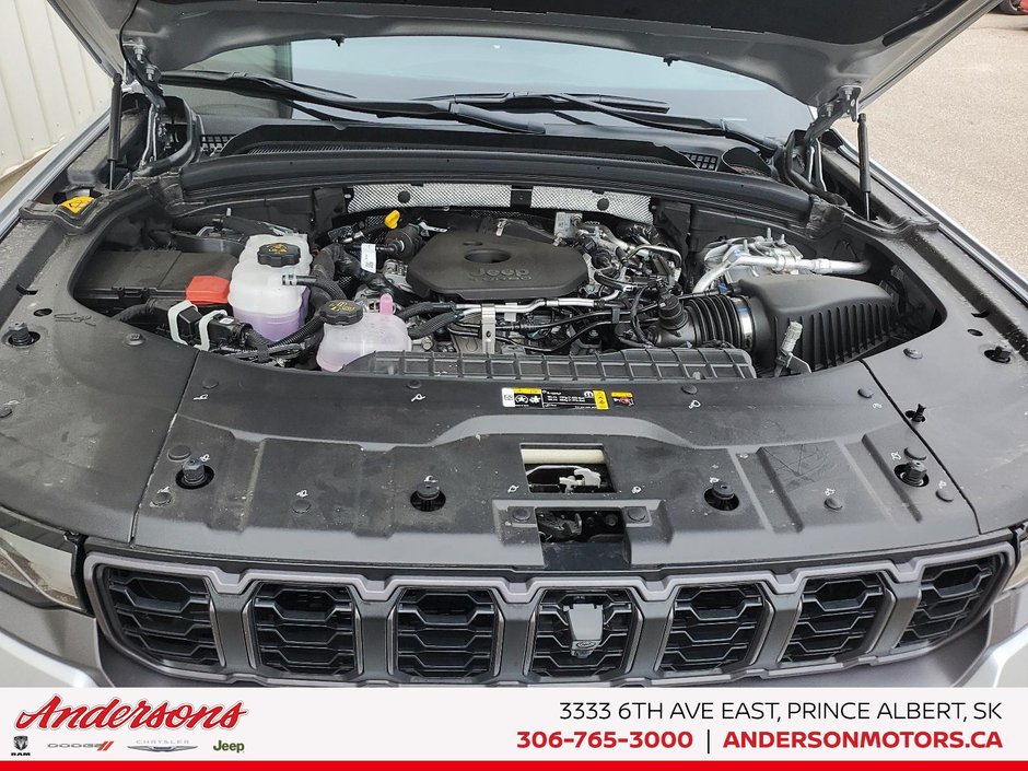 2026 Jeep Grand Cherokee 85TH ANNIVERSARY 2.0L Turbo / 85th Anniversary / Panoramic Roof