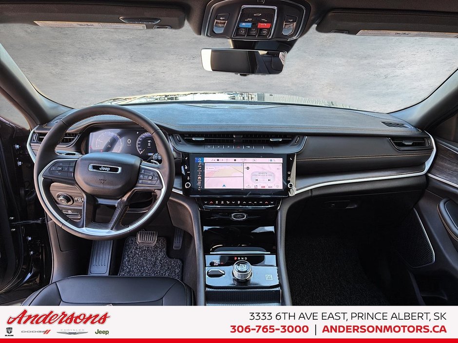 2026 Jeep Grand Cherokee 85TH ANNIVERSARY 2.0L Turbo / CommandView Roof / Tow Package