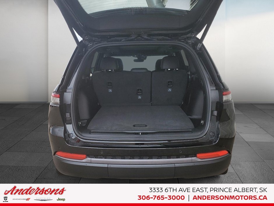 2026 Jeep Grand Cherokee 85TH ANNIVERSARY 2.0L Turbo / Panoramic Sunroof / Tow-Ready