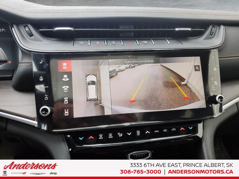 2026 Jeep Grand Cherokee 85TH ANNIVERSARY 2.0L Turbo / Panoramic Sunroof / Tow Ready