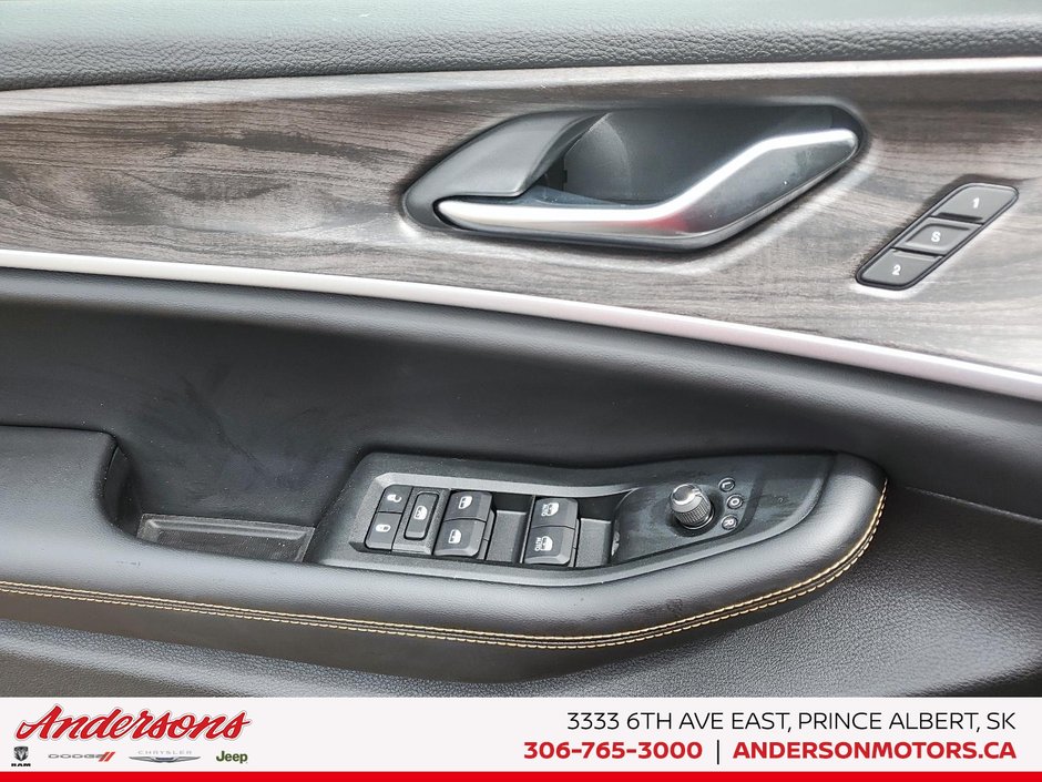 2026 Jeep Grand Cherokee 85TH ANNIVERSARY Off Road Ready / High Performance Audio / ParkSense