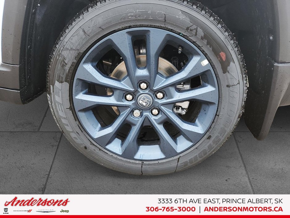 2026 Jeep Grand Cherokee 85TH ANNIVERSARY Off Road Ready / High Performance Audio / ParkSense