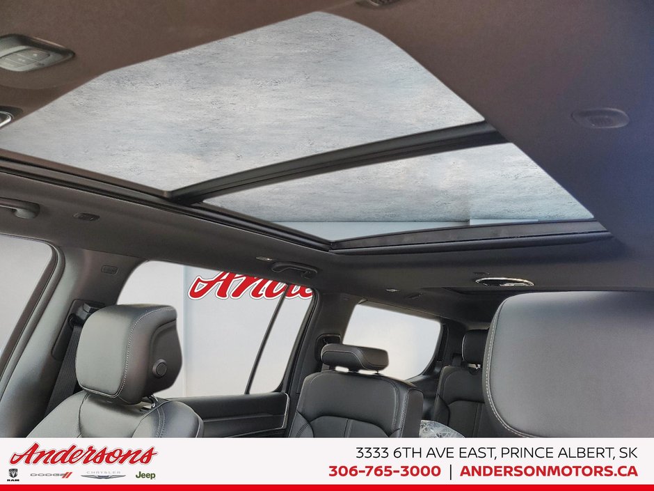 2026 Jeep Grand Wagoneer UPLAND 3.0L Hurricane Twin Turbo I-6 / Quadra-Lift Air Suspension / Three Panel Sunroof