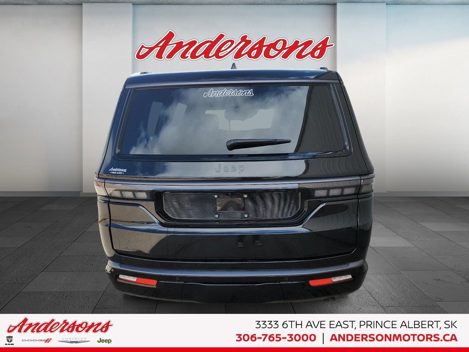 2026 Jeep Grand Wagoneer UPLAND 3.0L Hurricane Twin Turbo I-6 / Quadra-Lift Air Suspension / Three Panel Sunroof
