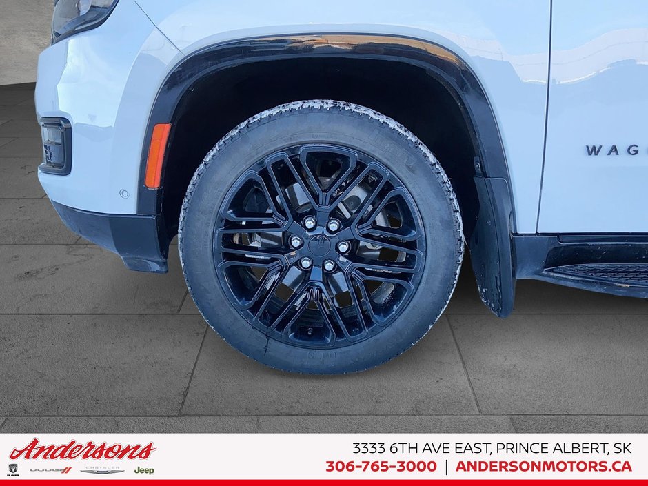 2024 Jeep Wagoneer Series II Carbide 3.0L Hurricane Twin Turbo / Ventilated Front Seats / Three-Panel Sunroof