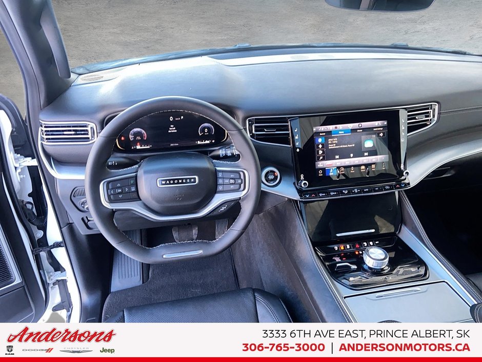 2024 Jeep Wagoneer Series II Carbide 3.0L Hurricane Twin Turbo / Ventilated Front Seats / Three-Panel Sunroof