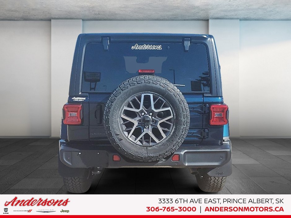 2025 Jeep WRANGLER 4-Door SAHARA Advanced Cruise Control / Power Leather Seats / All-Terrain Tires