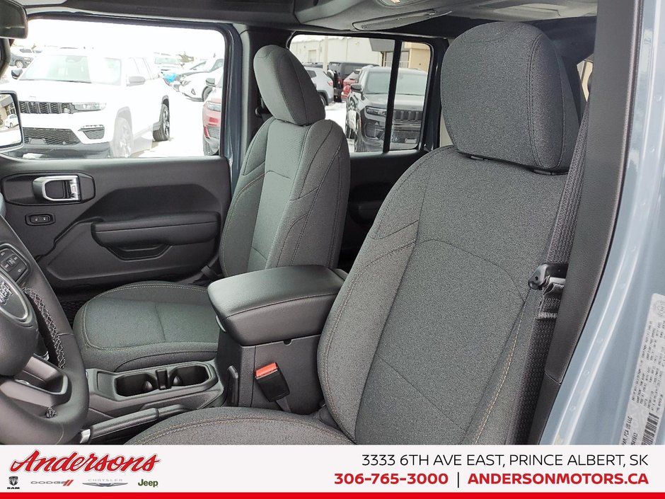 2025 Jeep WRANGLER 4-Door SPORT S Heated Seats / Remote Start