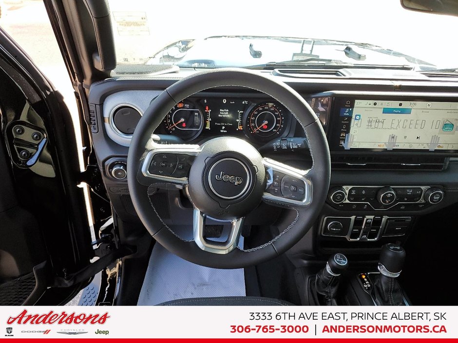 2025 Jeep WRANGLER 4-Door SAHARA Adaptive Cruise Control / All-Terrain Tires