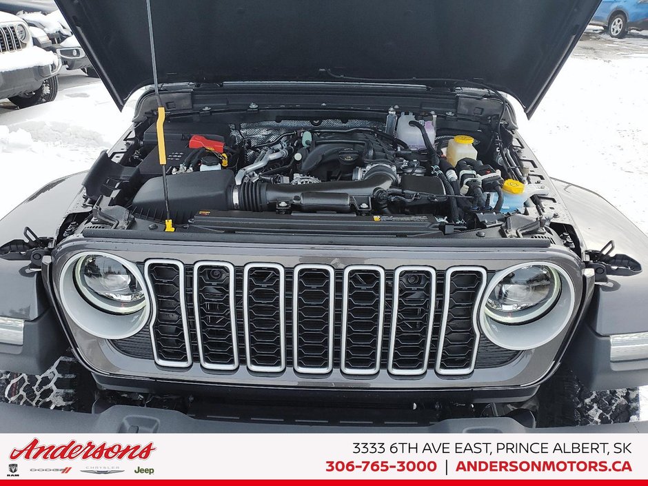 2025 Jeep WRANGLER 4-Door SAHARA Adaptive Cruise Control / All-Terrain Tires